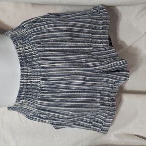 Aeropostale.NWT. Blue & White Striped Shorts; Elastic Waist; Pockets Size XS